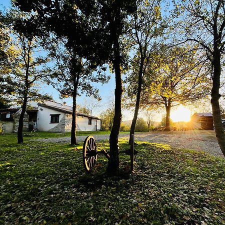 Ovostolai Cottage Fonni Buitenkant foto